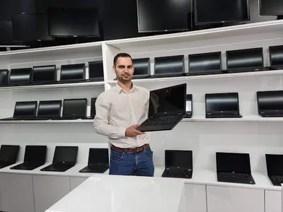 LAPTOPER SALON KOMPUTERÓW POLEASINGOWYCH